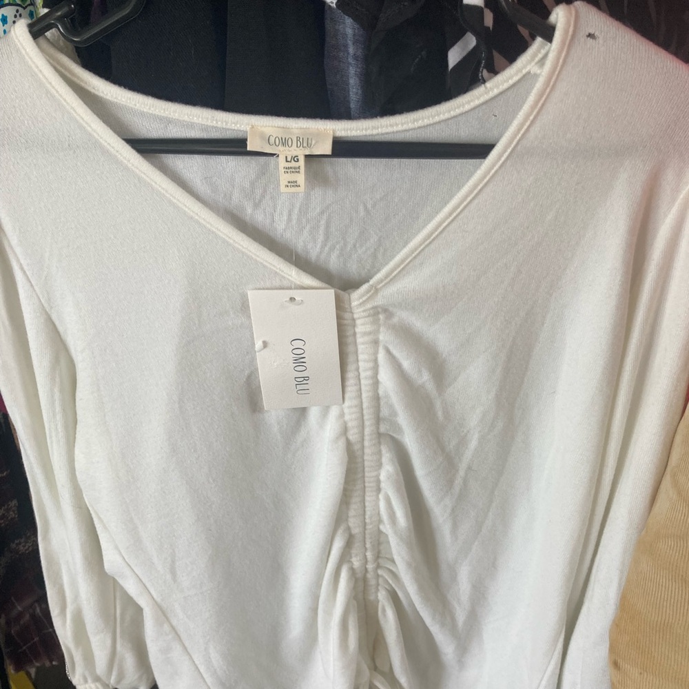 NWT Como Blu Large Women’s Shirt, super soft and comfortable.